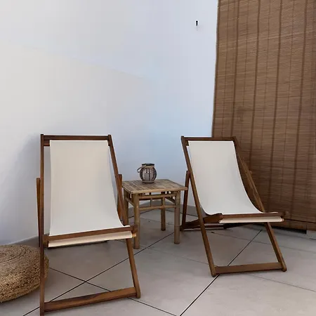 Boutique 2 Bedroom In Old Town Centre, Rooftop Terrace, 2 Min Walk To * Estepona